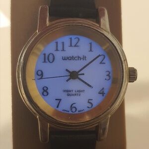 🦋10/$20🦋 Watch-It Goldtone/White Leather Women's Watch w/ Night Light